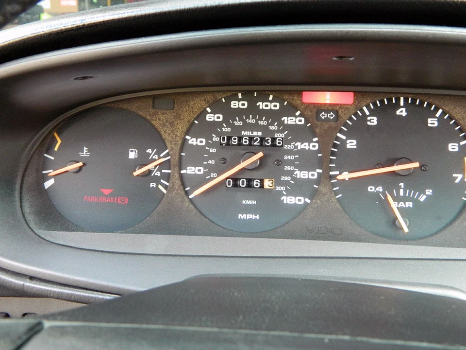 1989 Porsche 944 Turbo - Image 26 of 31