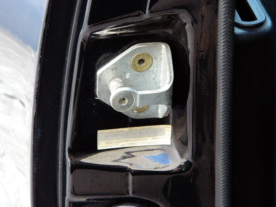 1989 Porsche 944 Turbo - Image 17 of 31