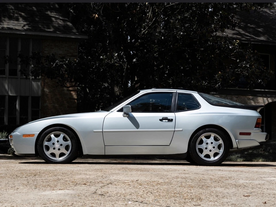 1989 Porsche 944 Turbo - Image 3 of 31