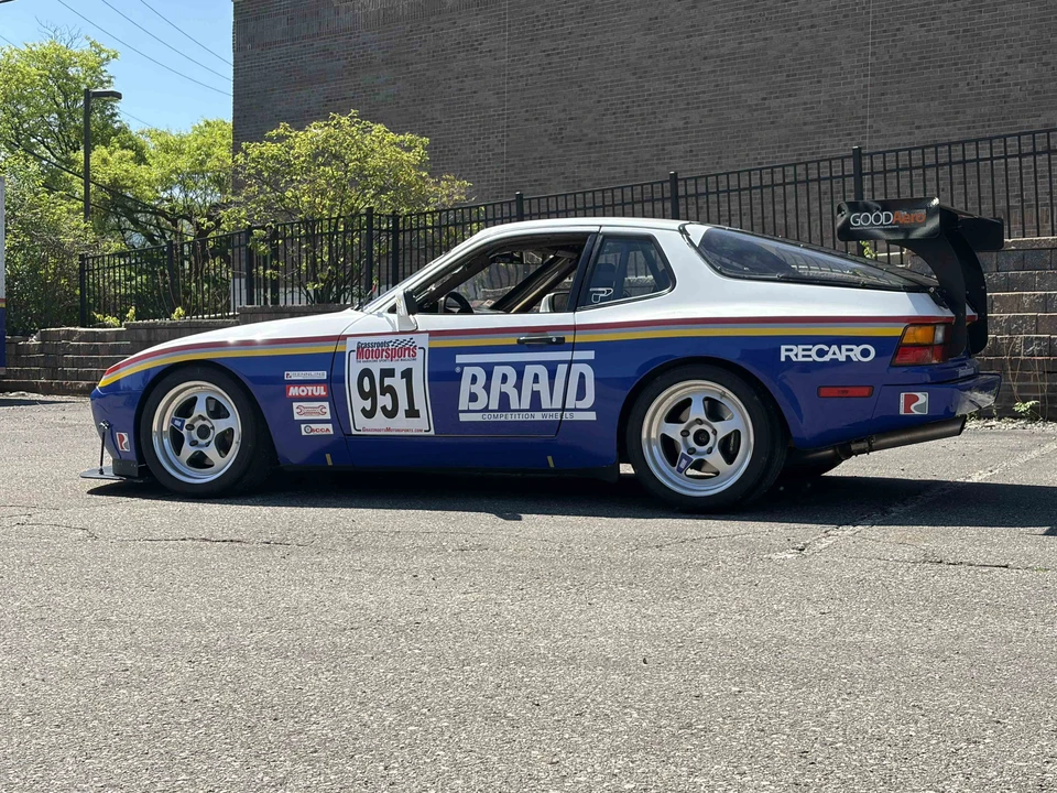1989 Porsche 944 Turbo - Image 7 of 31