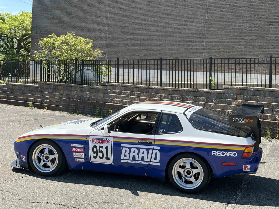 1989 Porsche 944 Turbo - Image 8 of 31