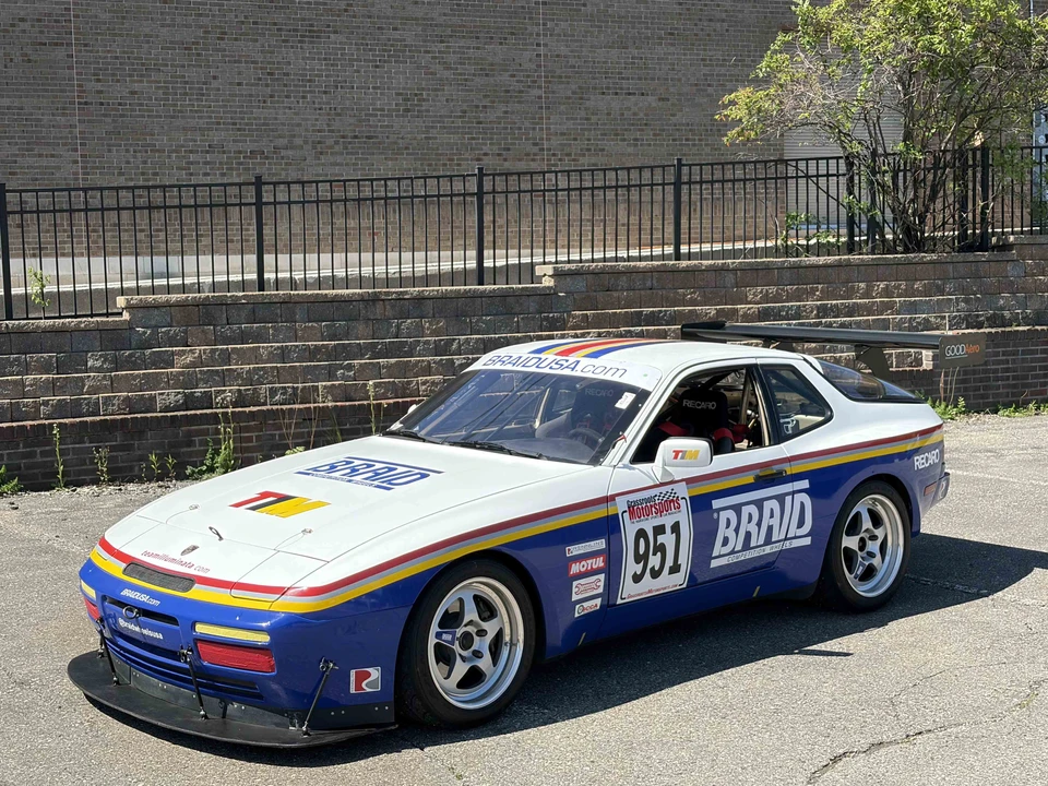 1989 Porsche 944 Turbo - Image 3 of 31