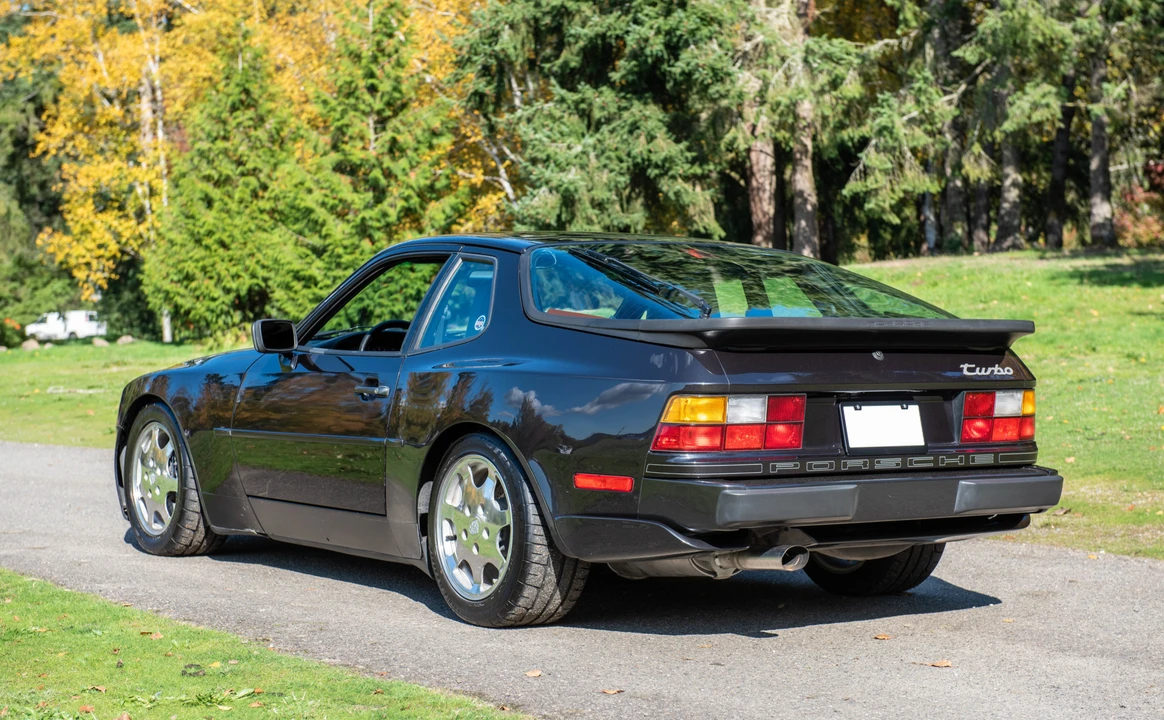 1989 Porsche 944 Turbo - Image 12 of 31