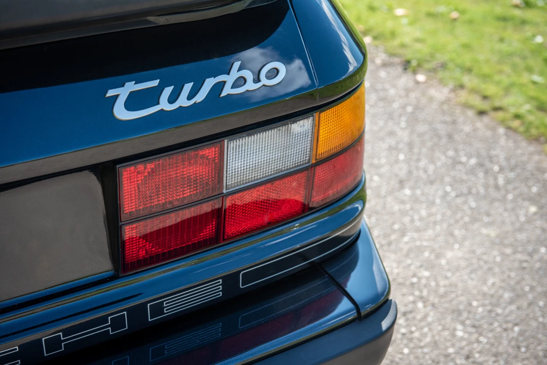 1989 Porsche 944 Turbo - Image 17 of 31