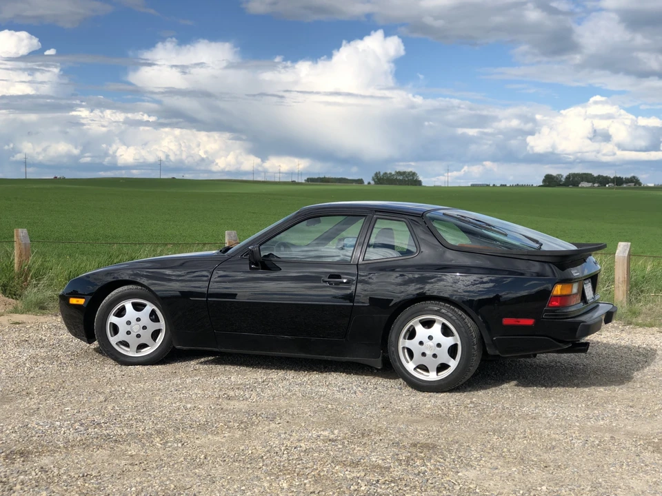 1989 Porsche 944 Turbo - Image 7 of 31