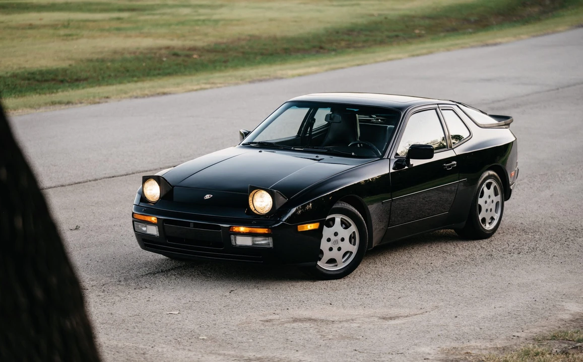 1989 Porsche 944 Turbo - Image 6 of 31