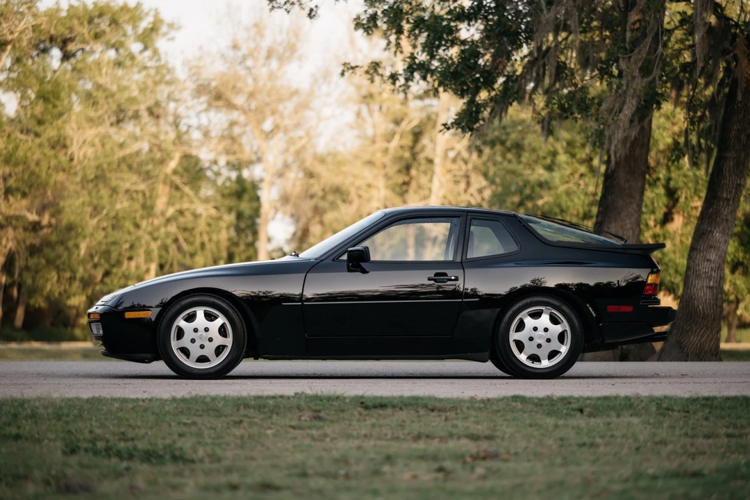 1989 Porsche 944 Turbo - Image 14 of 31