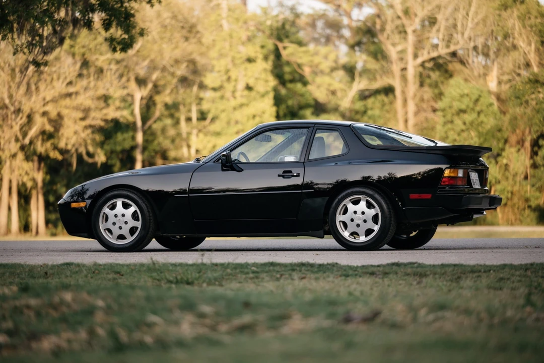 1989 Porsche 944 Turbo - Image 12 of 31