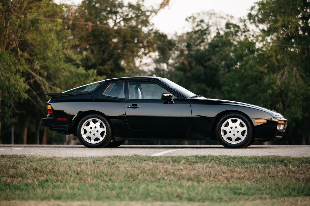 1989 Porsche 944 Turbo - Image 9 of 31