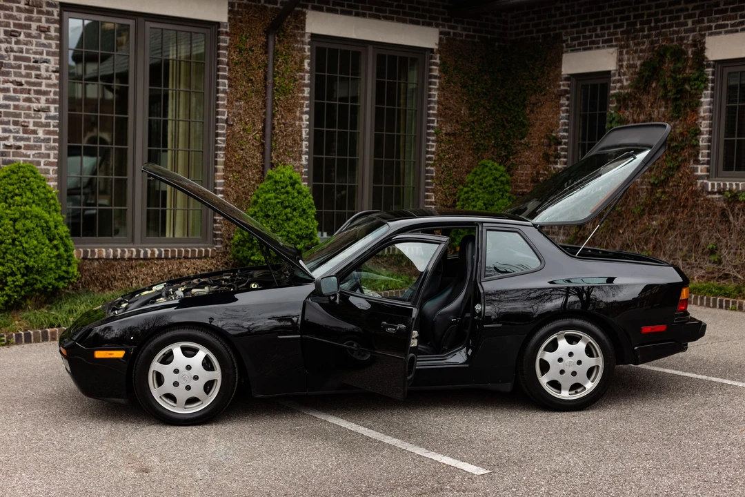 1989 Porsche 944 Turbo - Image 28 of 31