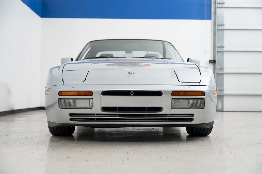 1989 Porsche 944 Turbo - Image 13 of 31
