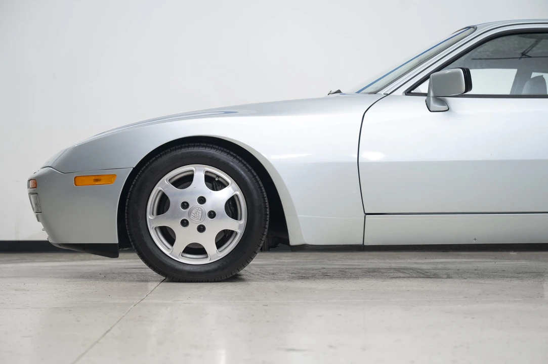 1989 Porsche 944 Turbo - Image 24 of 31