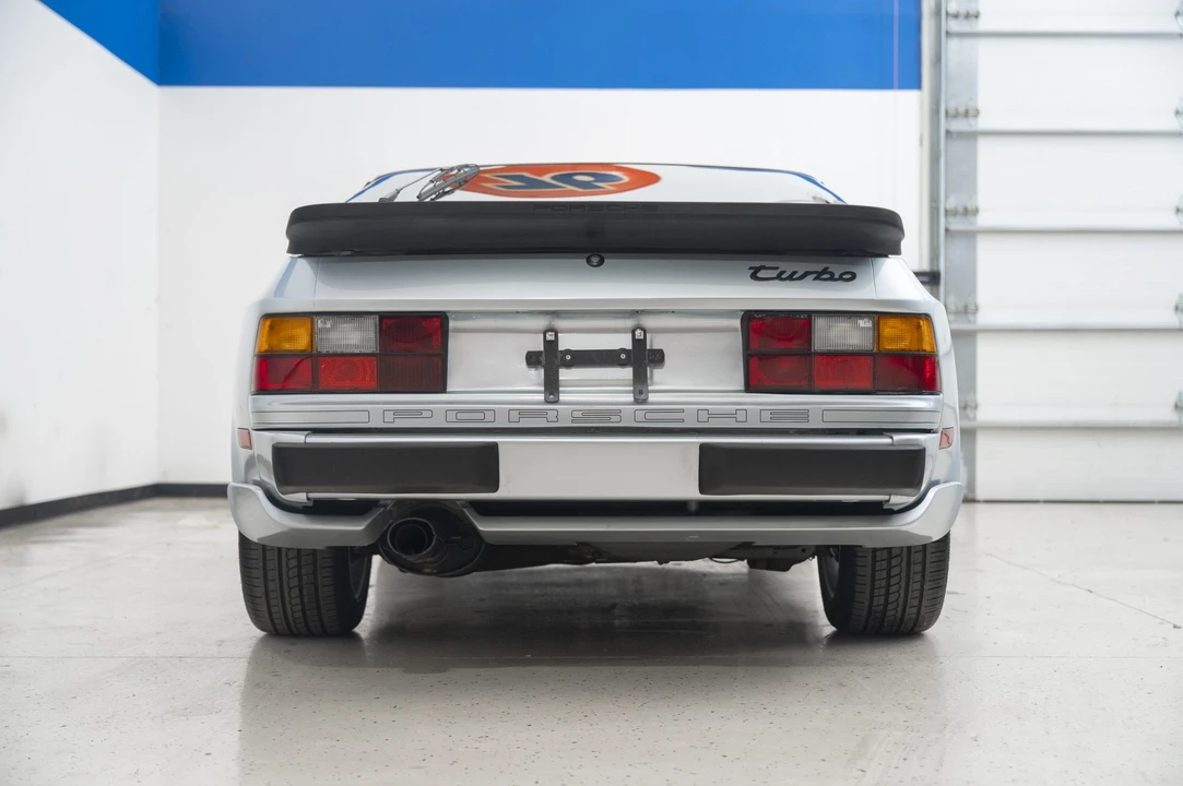 1989 Porsche 944 Turbo - Image 7 of 31