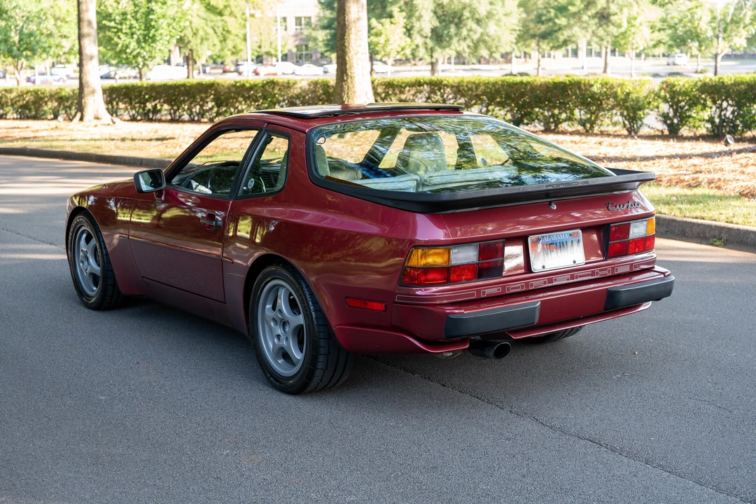 1989 Porsche 944 Turbo - Image 12 of 31