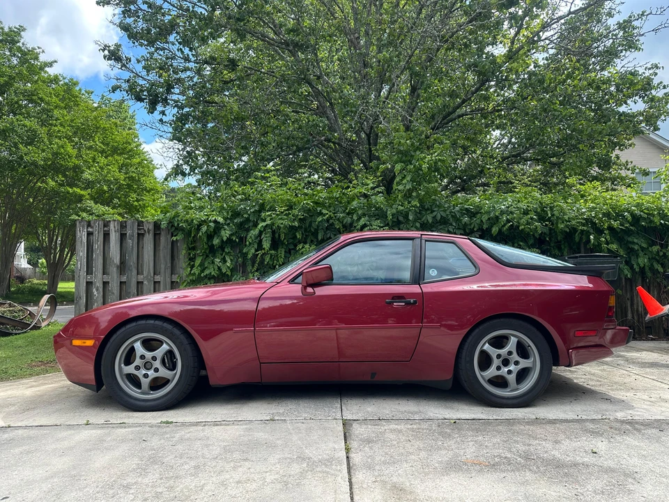 1989 Porsche 944 Turbo - Image 11 of 31