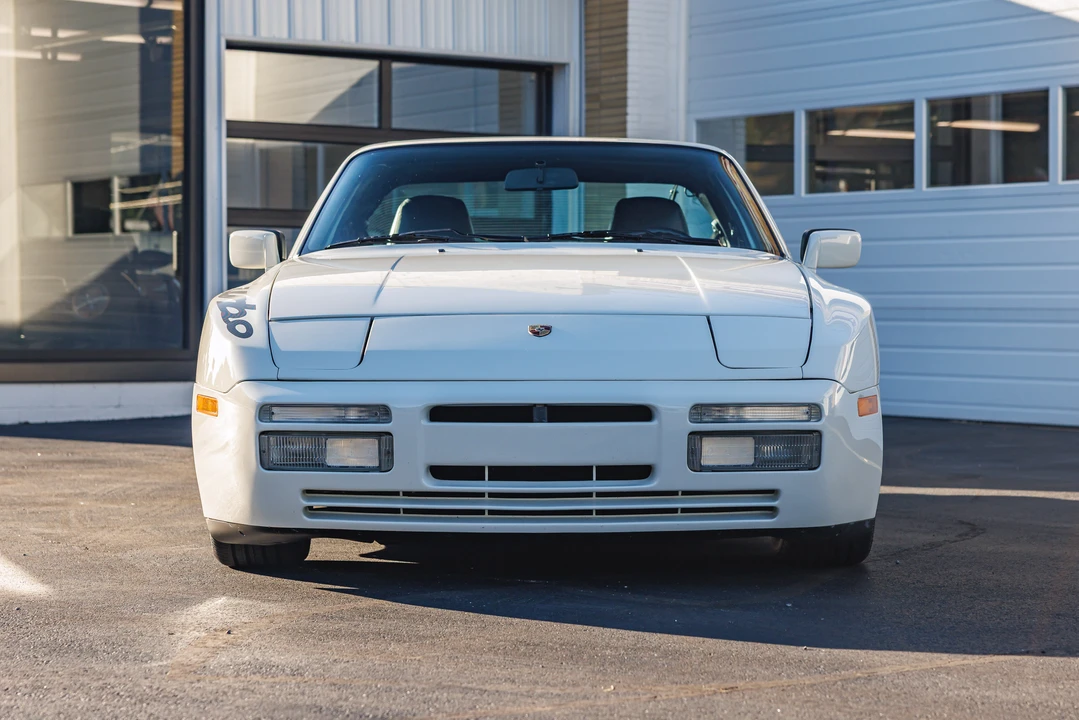 1989 Porsche 944 Turbo - Image 22 of 31