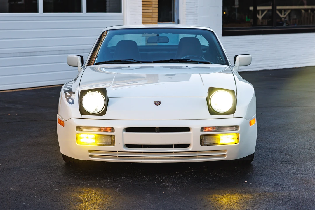 1989 Porsche 944 Turbo - Image 7 of 31
