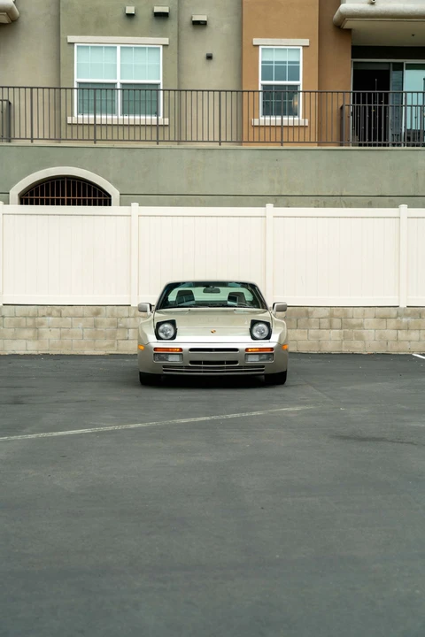 1989 Porsche 944 Turbo - Image 6 of 31