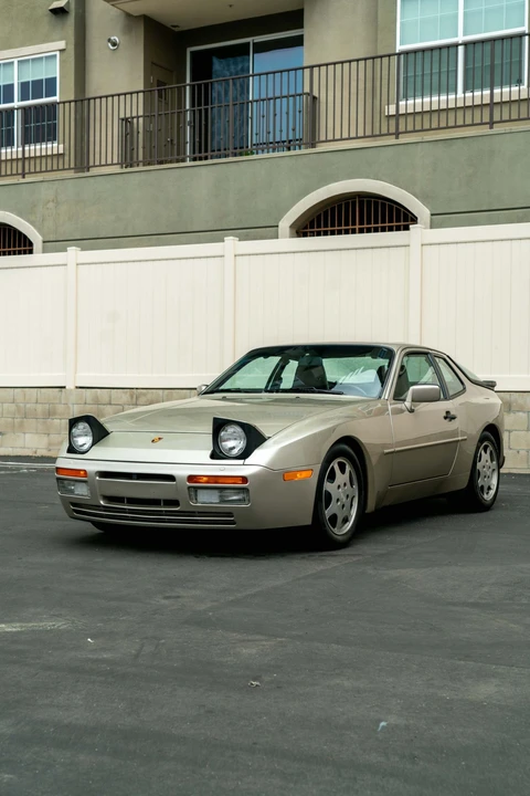 1989 Porsche 944 Turbo - Image 11 of 31