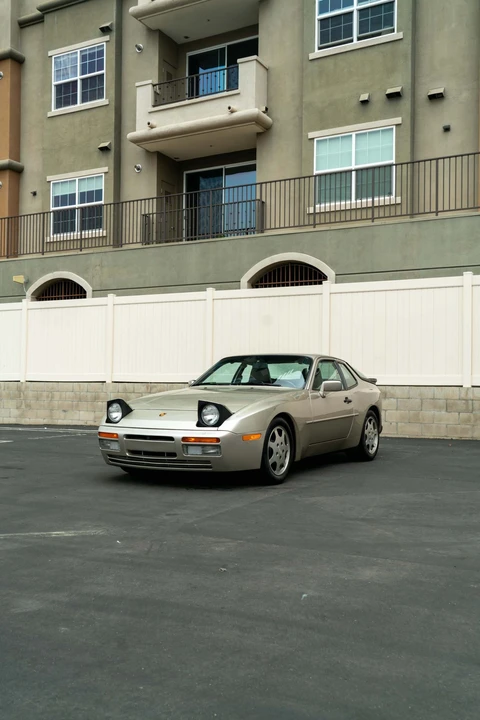 1989 Porsche 944 Turbo - Image 12 of 31
