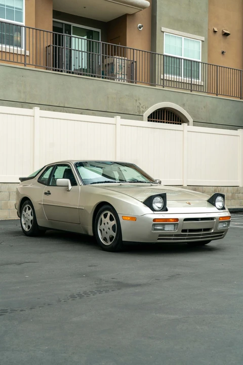 1989 Porsche 944 Turbo - Image 2 of 31