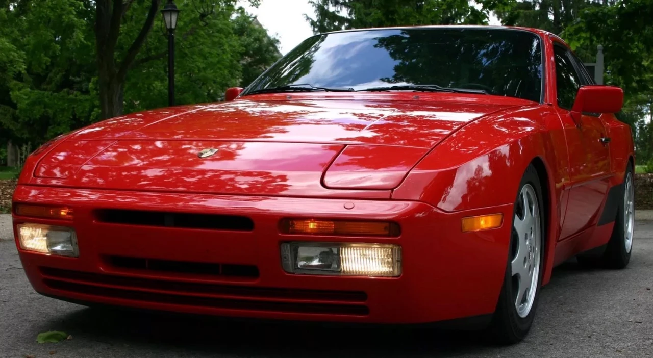 1989 Porsche 944 Turbo - Image 5 of 31