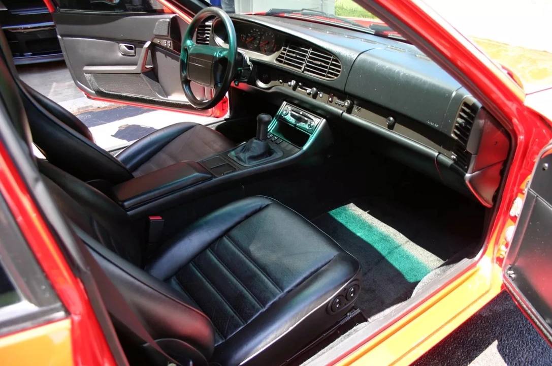 1989 Porsche 944 Turbo - Image 27 of 31