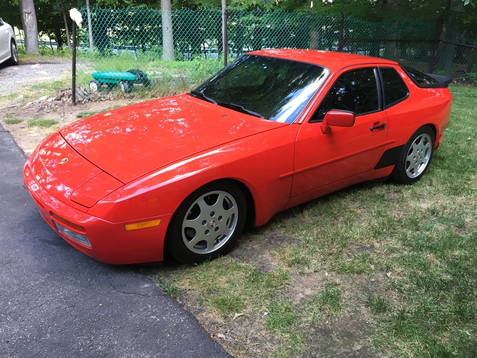 1989 Porsche 944 Turbo - Image 14 of 31