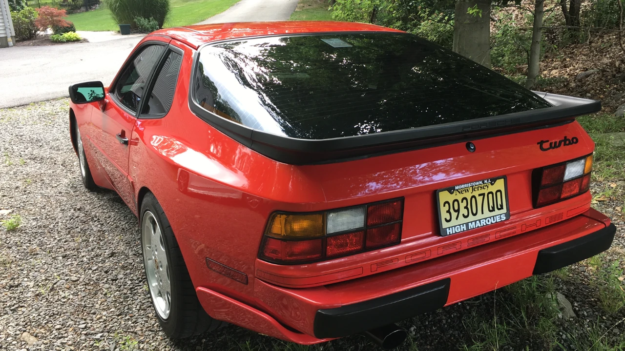 1989 Porsche 944 Turbo - Image 2 of 31