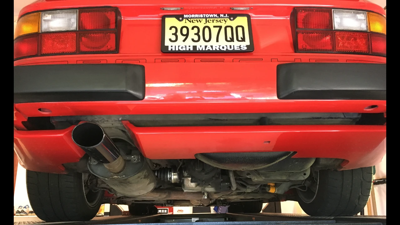 1989 Porsche 944 Turbo - Image 16 of 31