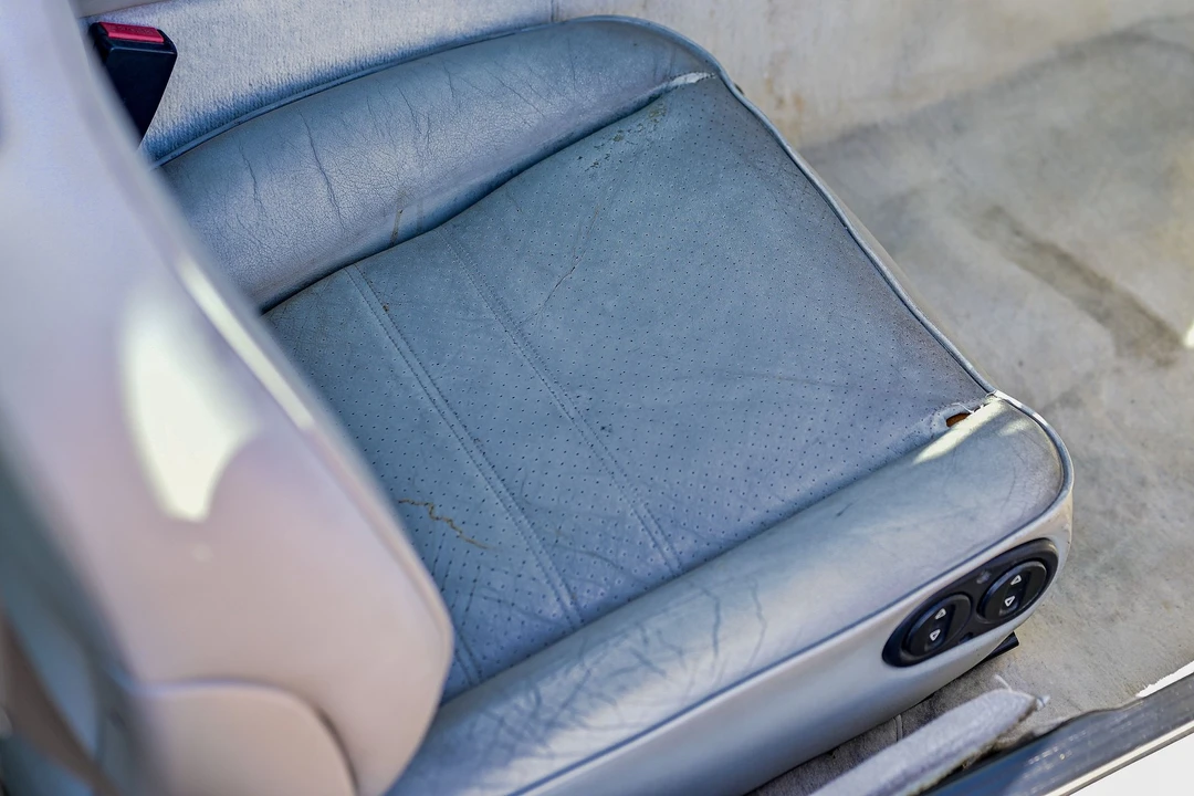 1989 Porsche 944 Turbo - Image 12 of 30