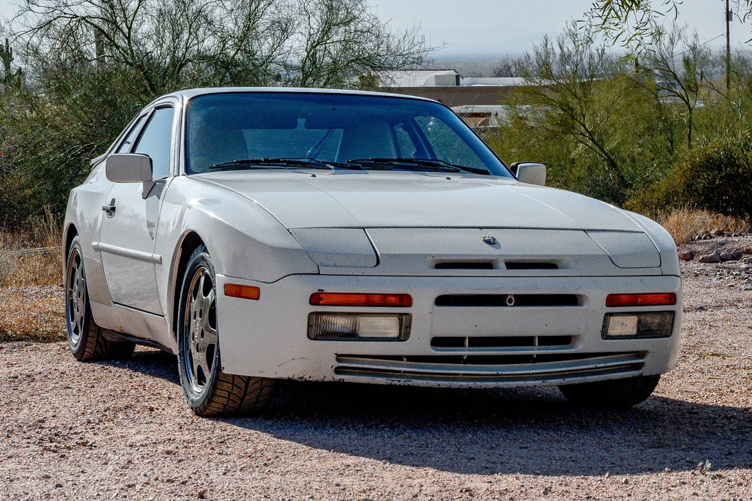 1989 Porsche 944 Turbo - Image 2 of 30