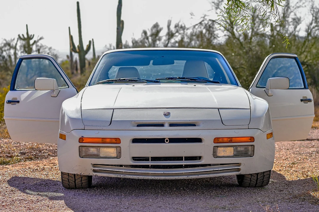 1989 Porsche 944 Turbo - Image 14 of 30
