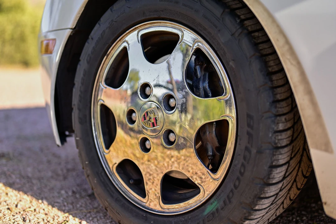 1989 Porsche 944 Turbo - Image 26 of 30