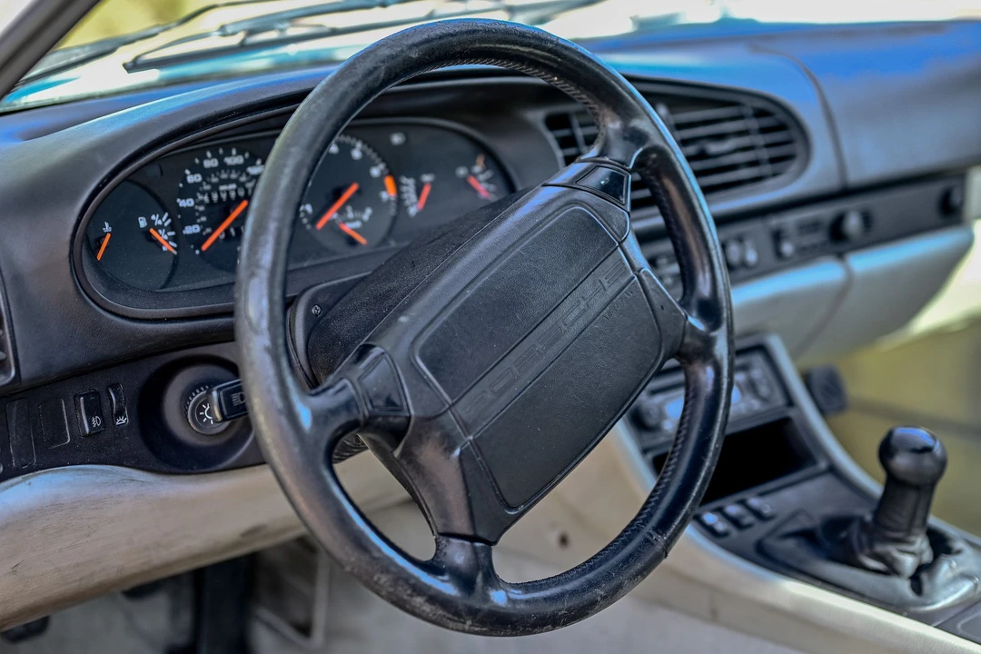 1989 Porsche 944 Turbo - Image 5 of 30