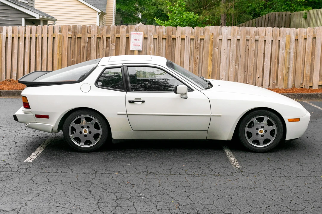 1989 Porsche 944 Turbo - Image 5 of 31