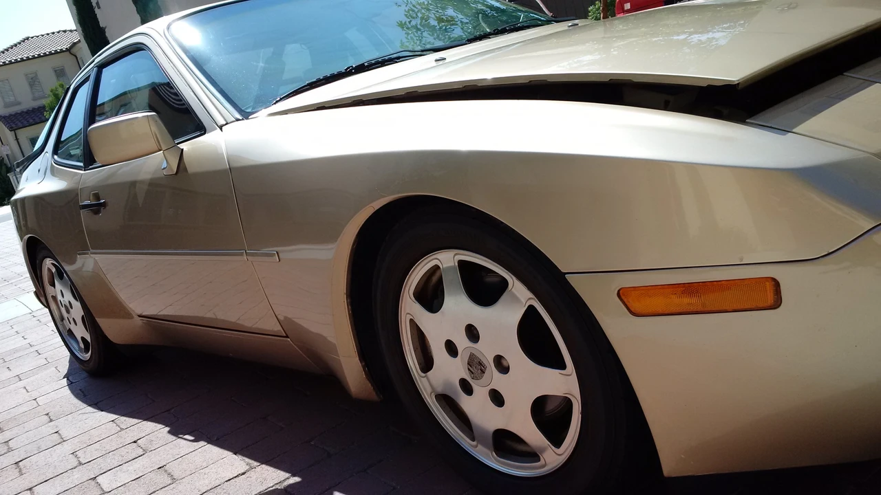 1989 Porsche 944 Turbo - Image 8 of 31