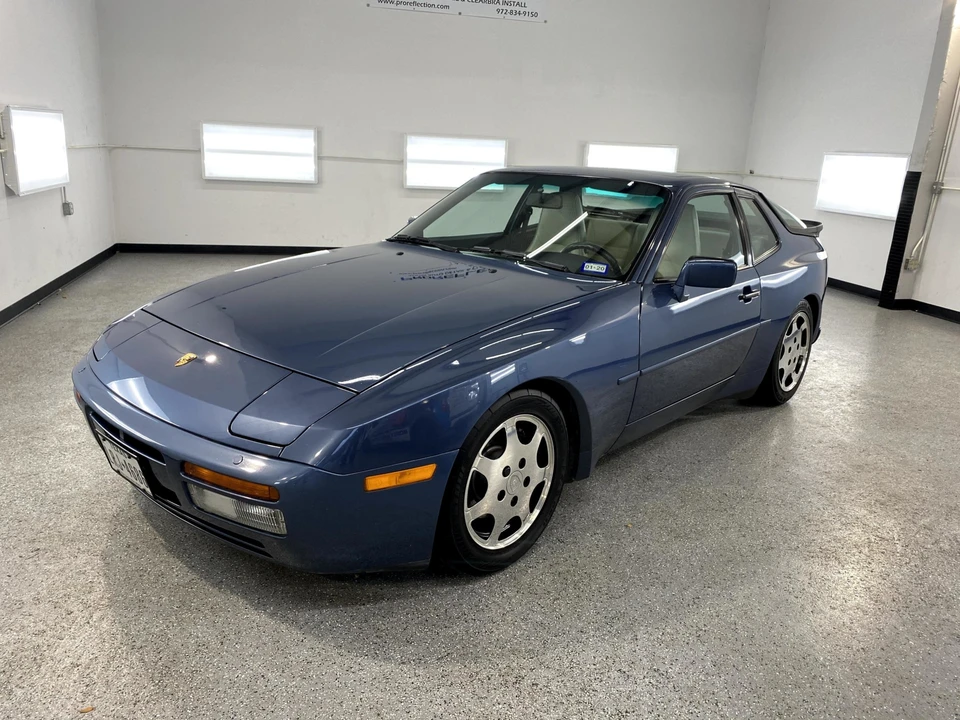 1989 Porsche 944 Turbo - Image 15 of 31