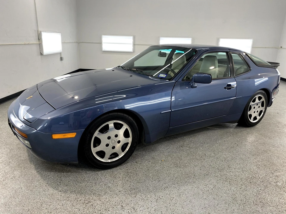 1989 Porsche 944 Turbo - Image 16 of 31