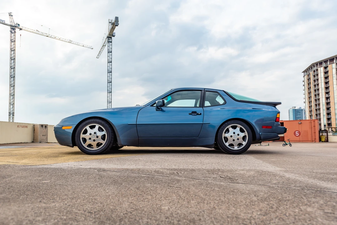 1989 Porsche 944 Turbo - Image 8 of 31