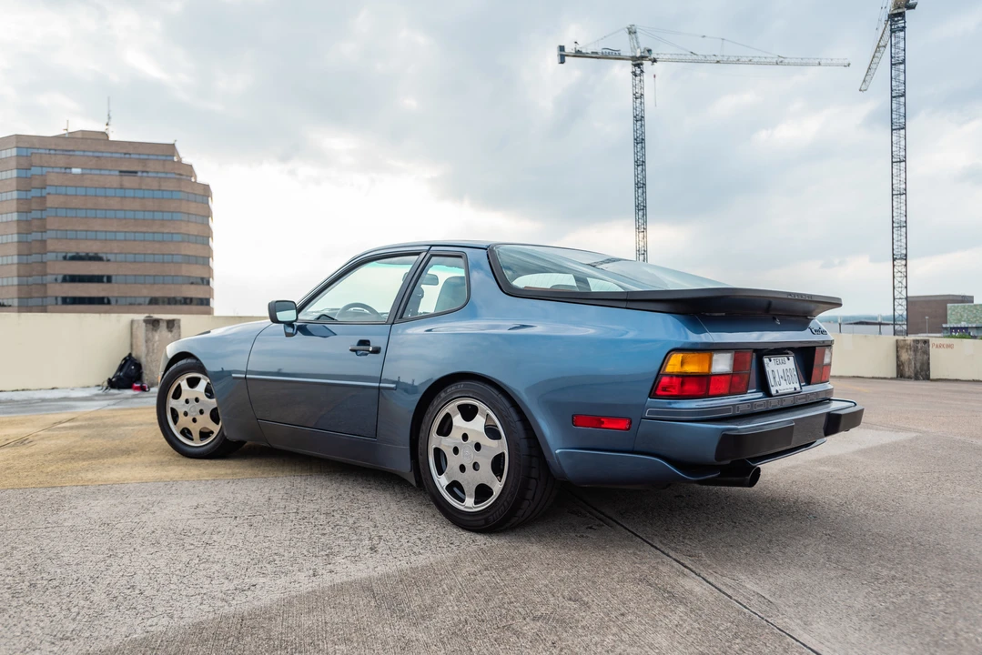 1989 Porsche 944 Turbo - Image 10 of 31