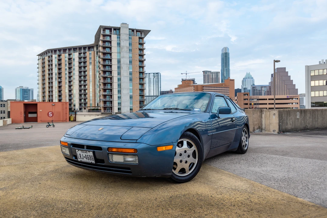 1989 Porsche 944 Turbo - Image 6 of 31