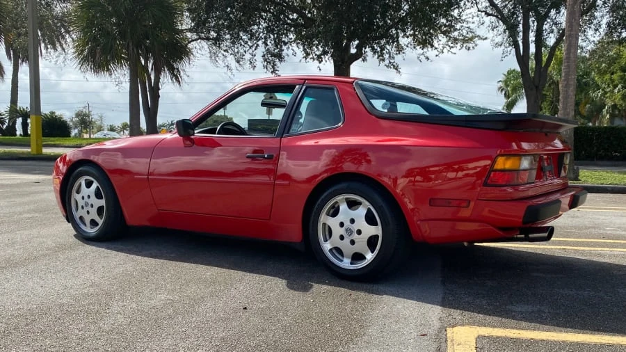 1989 Porsche 944 Turbo - Image 2 of 8
