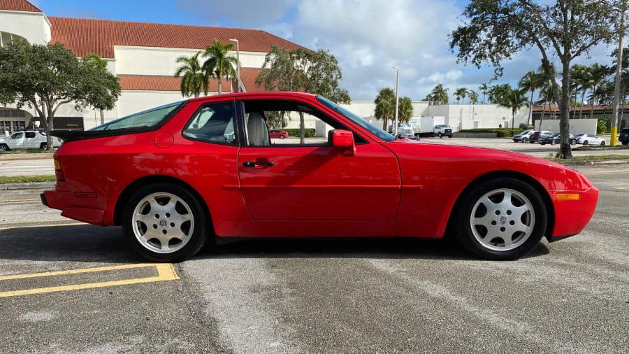 1989 Porsche 944 Turbo - Image 6 of 8