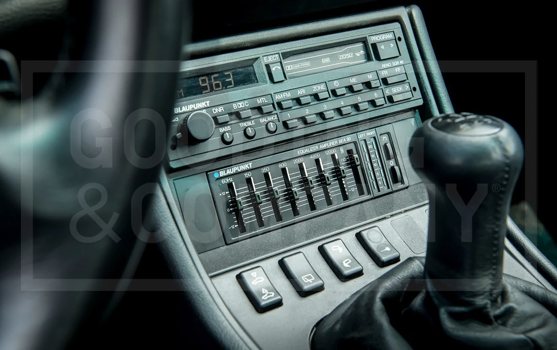 1989 Porsche 944 Turbo - Image 8 of 15