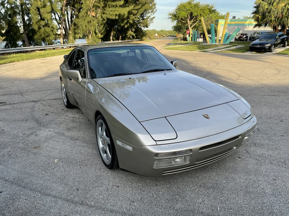 1989 Porsche 944 Turbo - Image 29 of 31