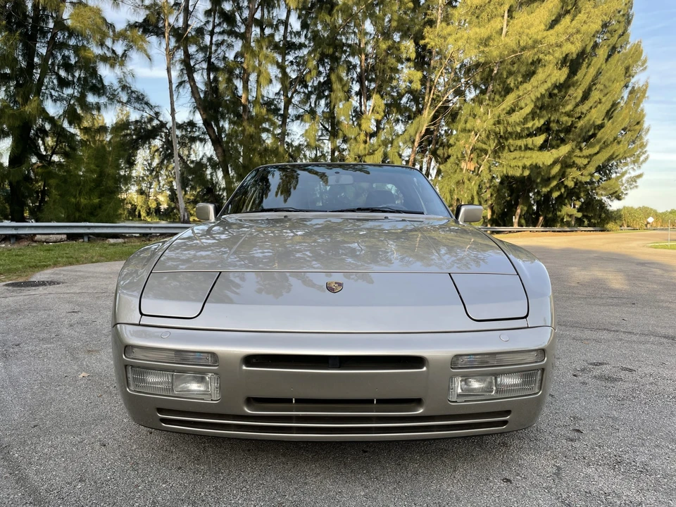 1989 Porsche 944 Turbo - Image 26 of 31