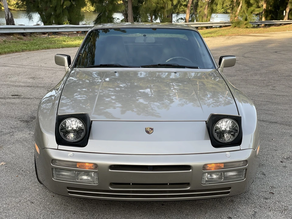 1989 Porsche 944 Turbo - Image 6 of 31