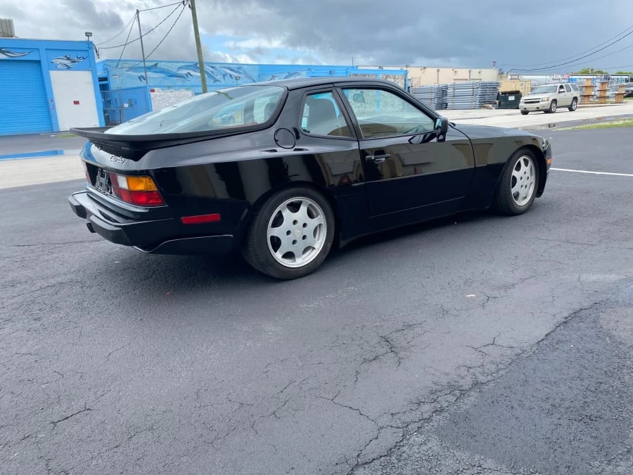 1989 Porsche 944 Turbo - Image 5 of 8