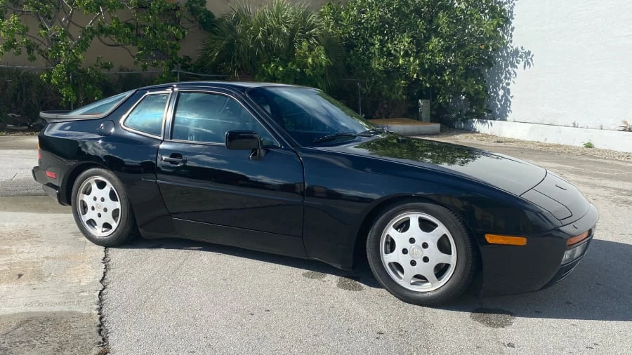 1989 Porsche 944 Turbo - Image 6 of 8